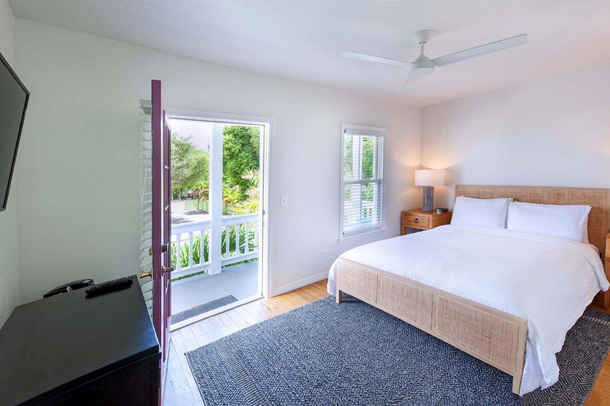 Coco Plum Inn Key West Exterior photo