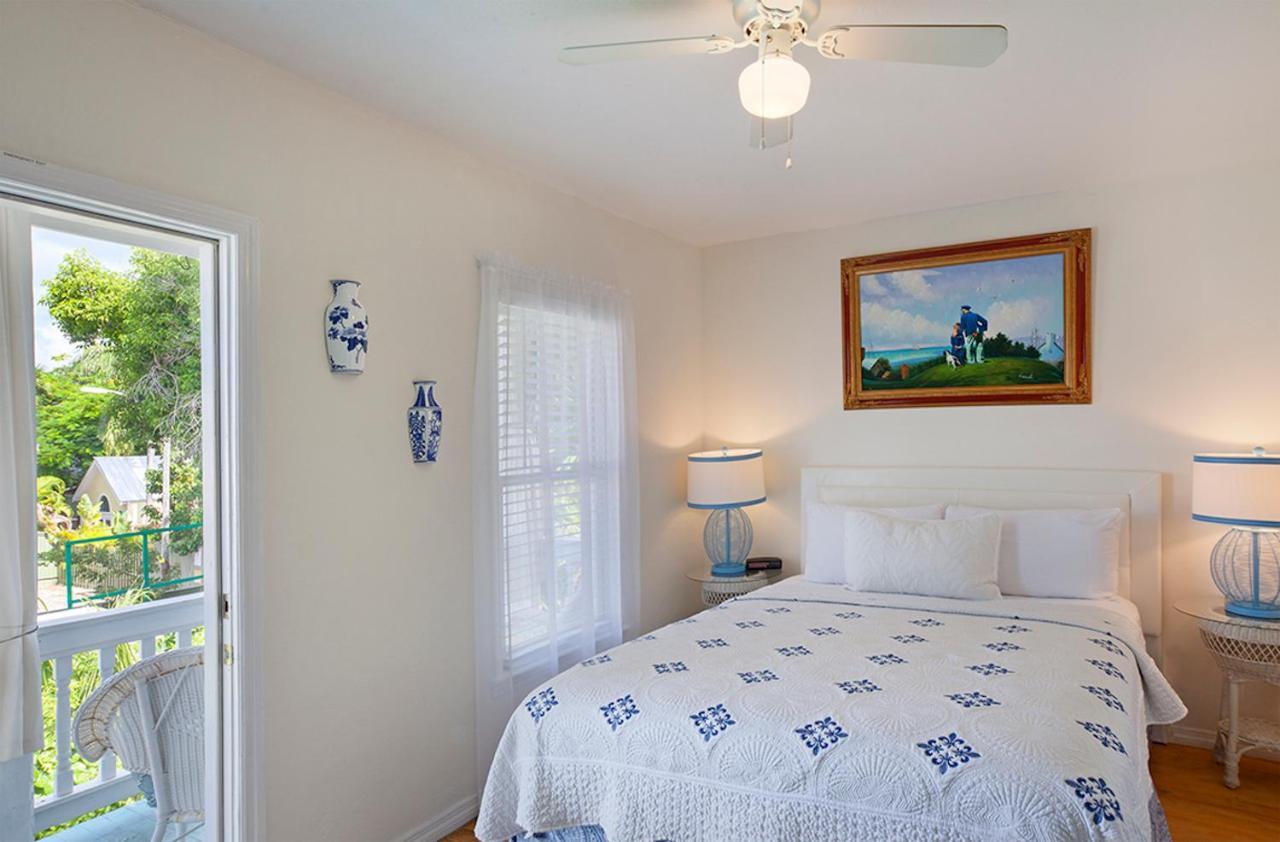 Coco Plum Inn Key West Exterior photo